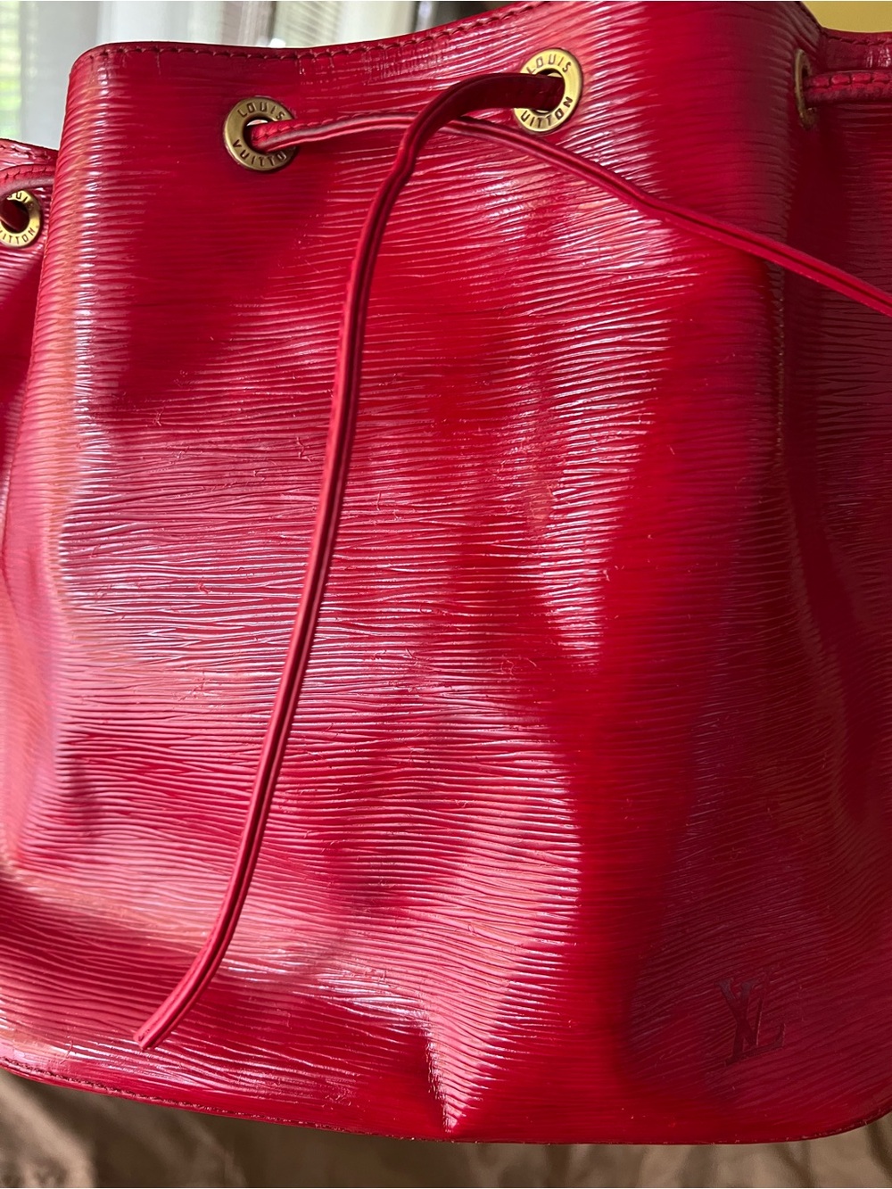 Louis Vuitton Red Epi Leather Drawstring Shoulder Bag